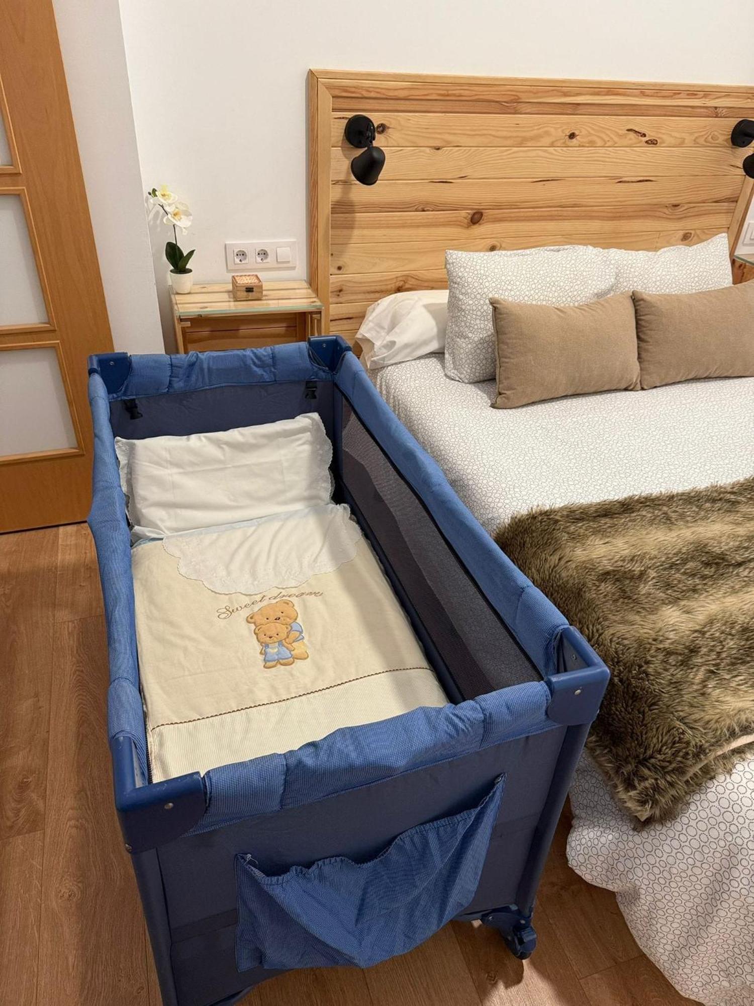 Apartamento Turistico Leo 바에나 외부 사진